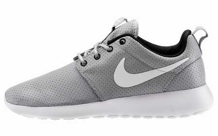 intersport chaussure pour fille