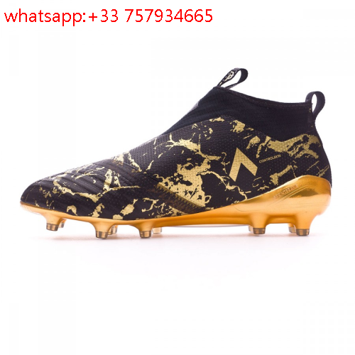 chaussure pogba 2018